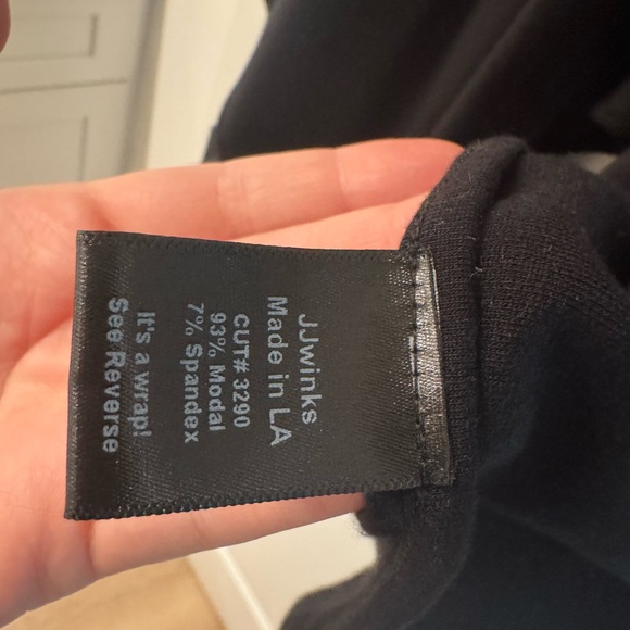 Black Wrap Shawl - Picture 2 of 2